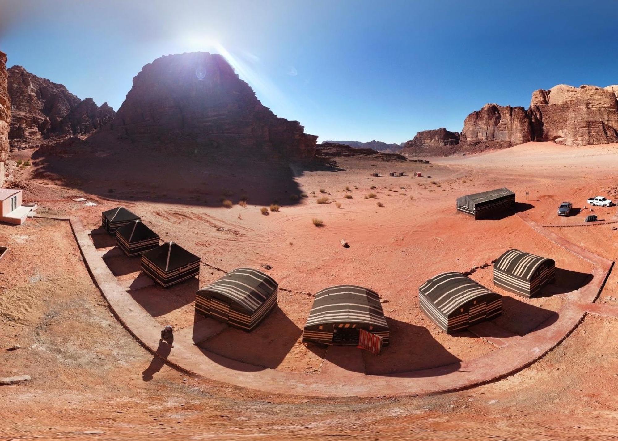 Desert Rock Camp 瓦迪拉姆 外观 照片