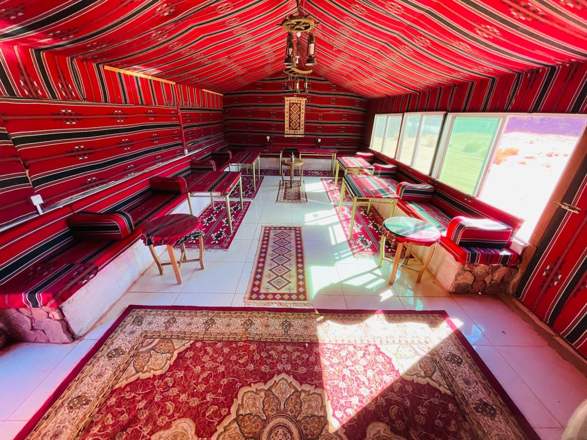 Desert Rock Camp 瓦迪拉姆 外观 照片
