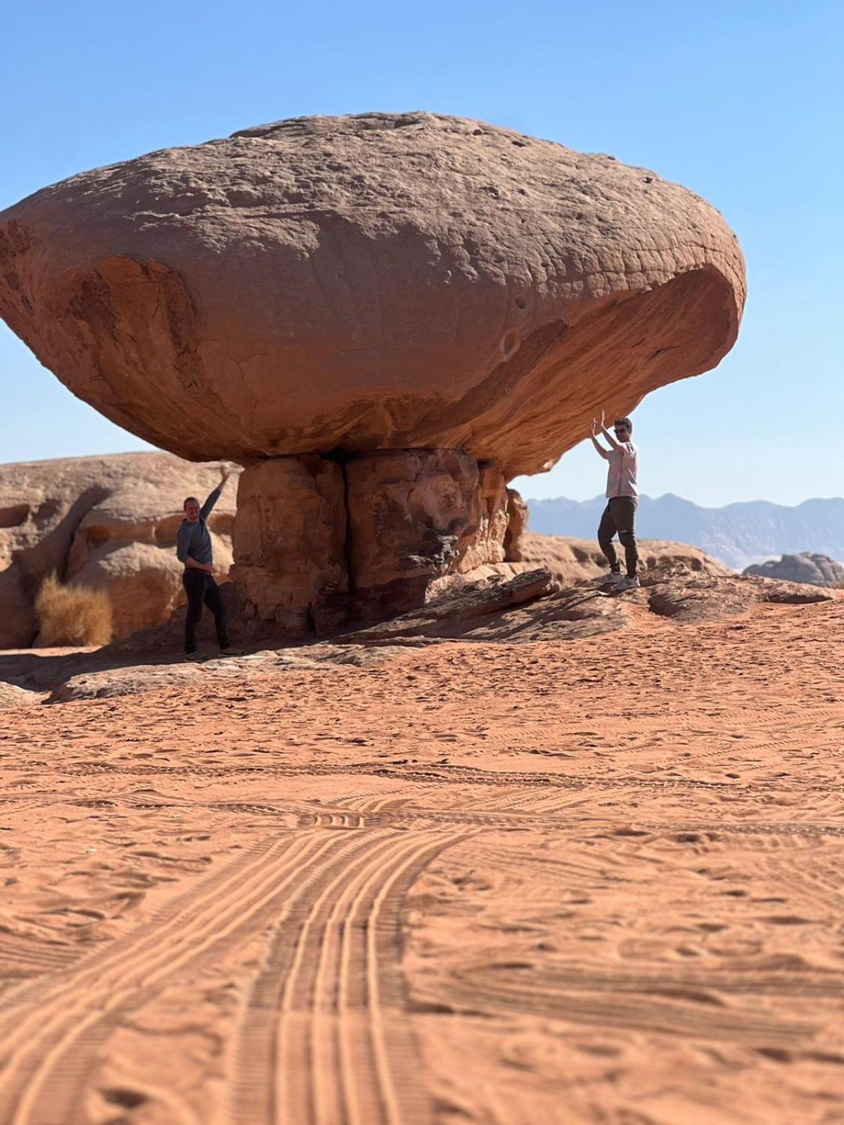 Desert Rock Camp 瓦迪拉姆 外观 照片